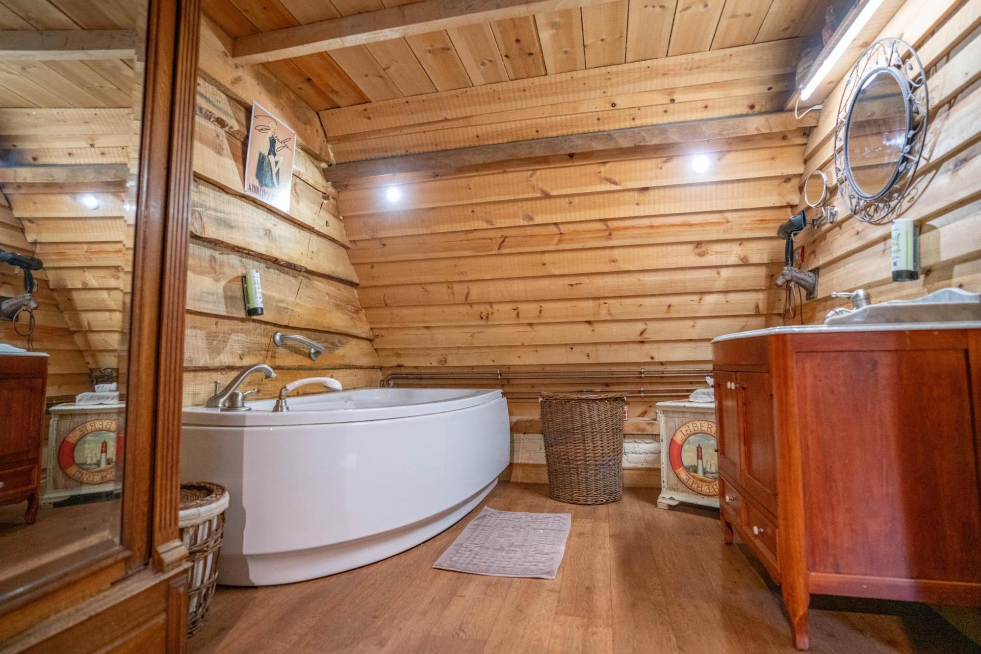 Enquin-les-Mines La Ferme Des Templiers De Flechinelle Bed & Breakfast エクステリア 写真